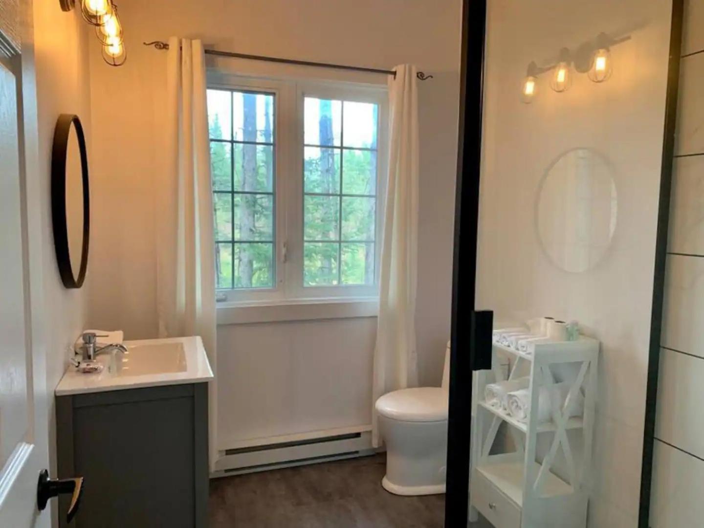 Condos St-Come - Le Loft, Au Coeur Des Activites Saint Come Luaran gambar
